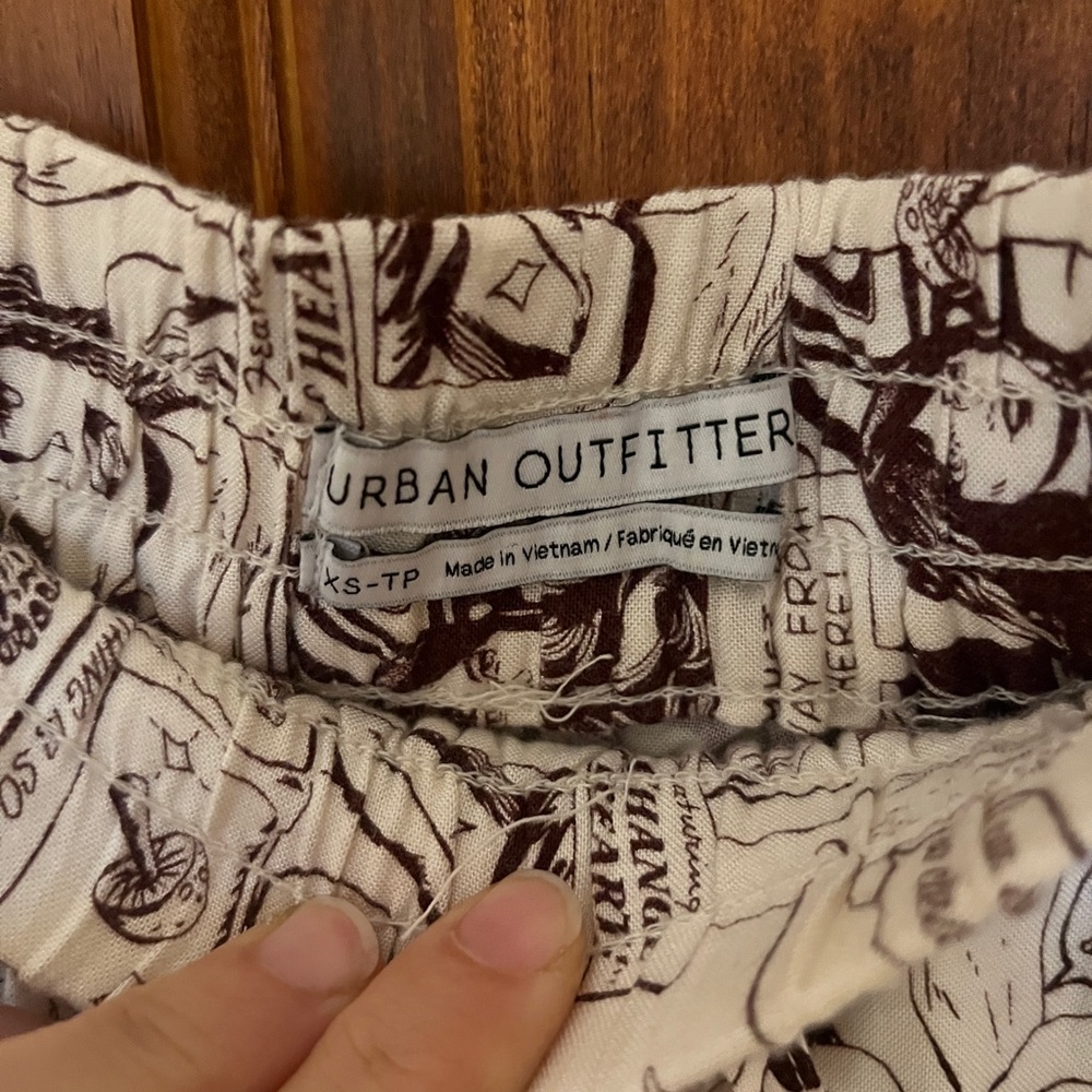 Graphic pants - Picture 4 of 4